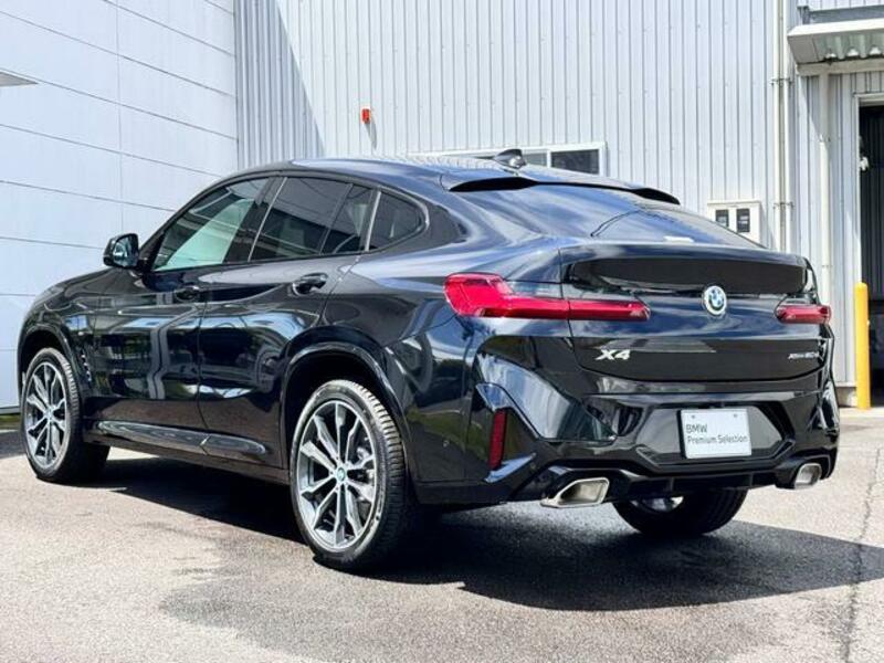 X4