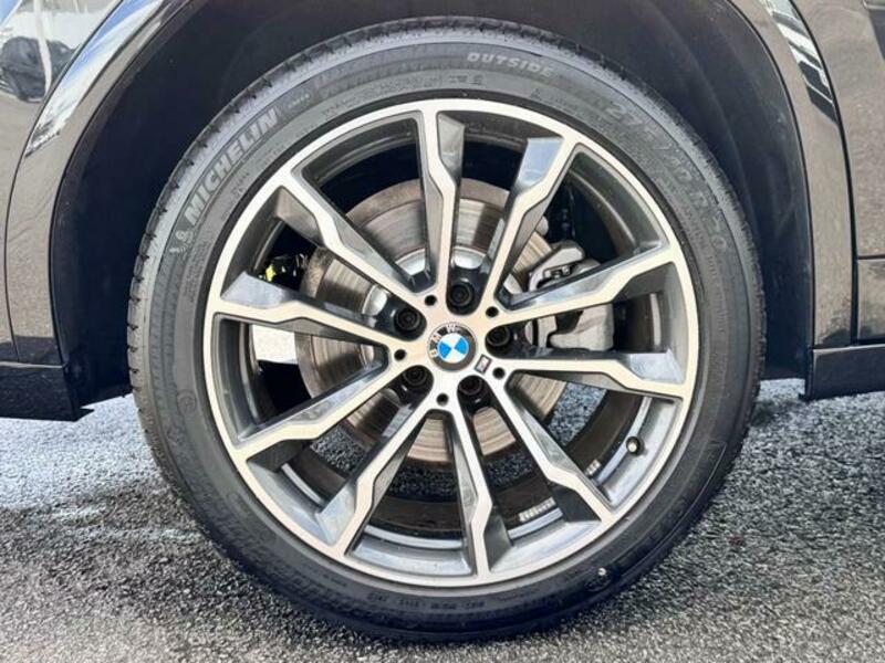 X4