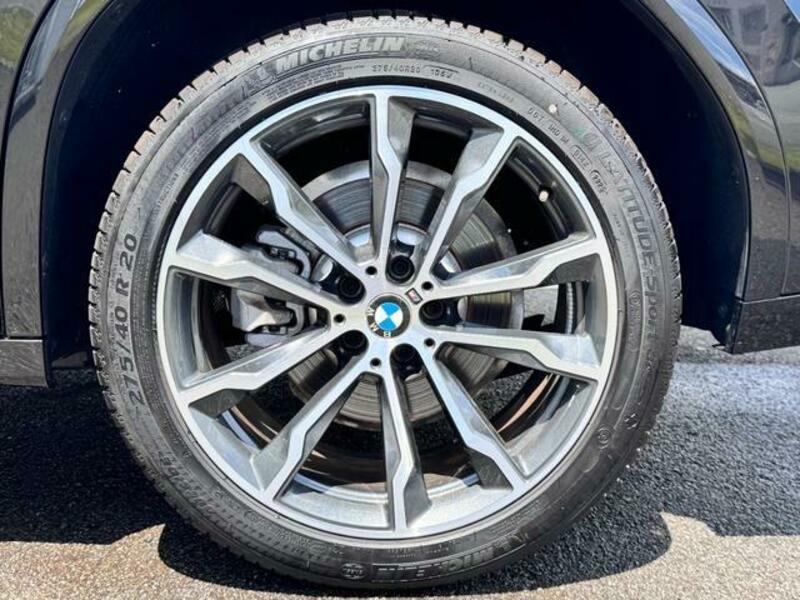 X4