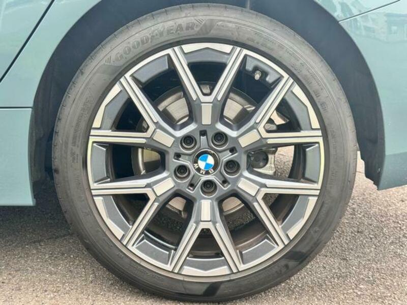 1 SERIES