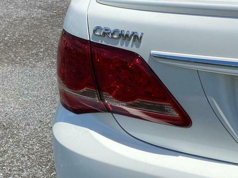CROWN