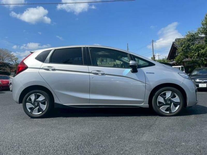 FIT HYBRID