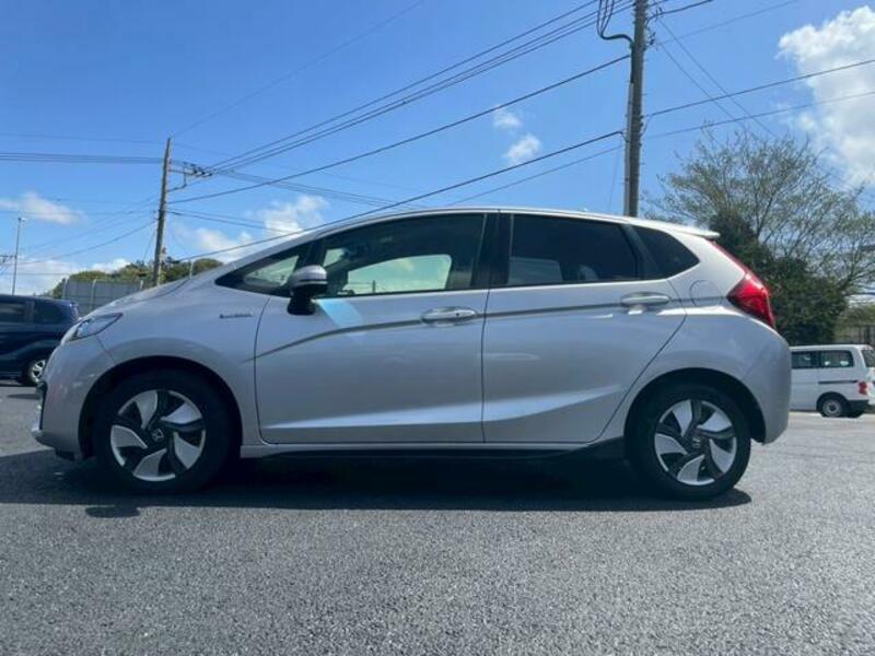 FIT HYBRID