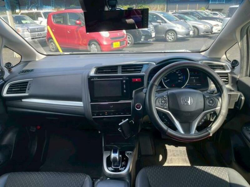 FIT HYBRID