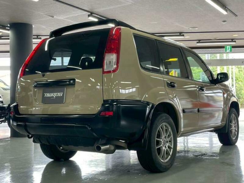 X-TRAIL