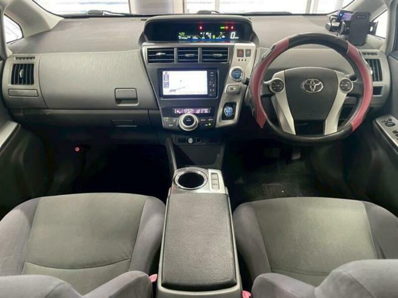 PRIUS ALPHA