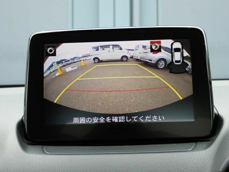 MAZDA2