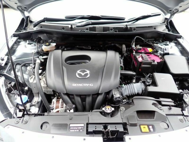 MAZDA2