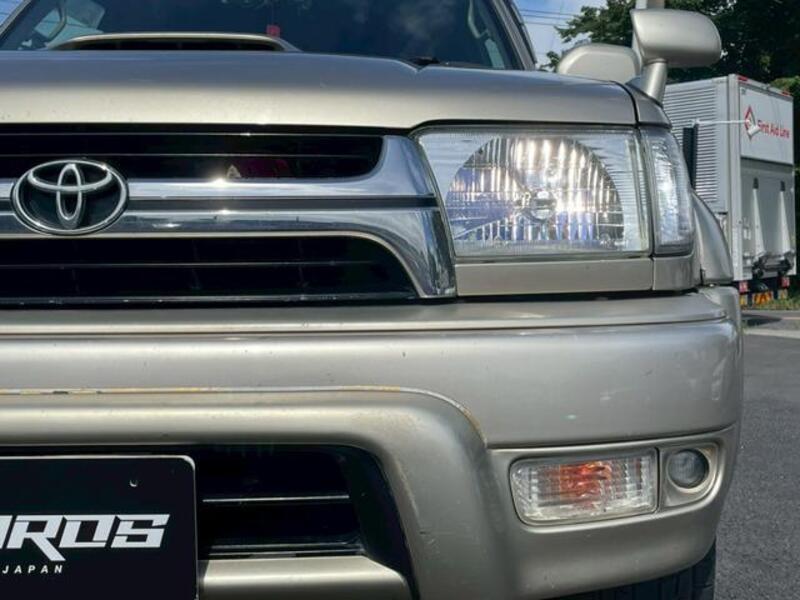 HILUX SURF