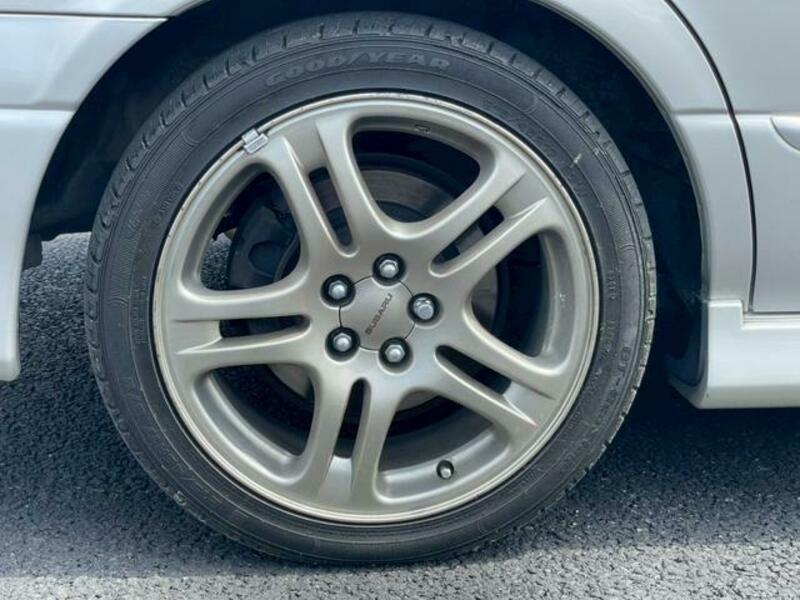 LEGACY B4