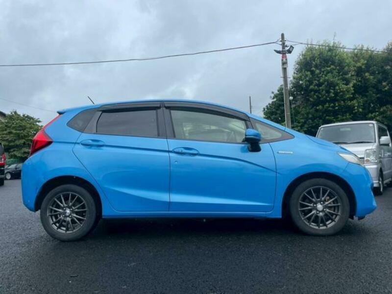 FIT HYBRID