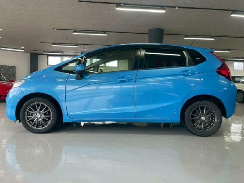 FIT HYBRID