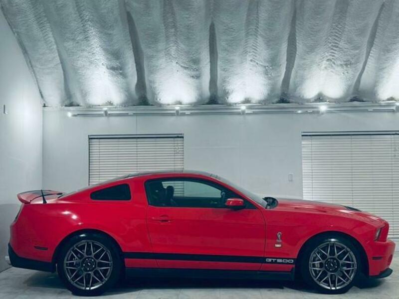 MUSTANG