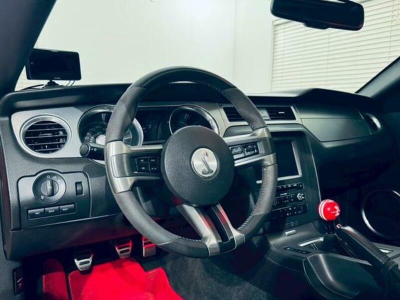 MUSTANG