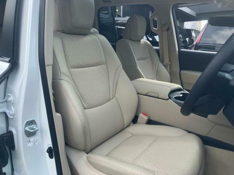 LAND CRUISER