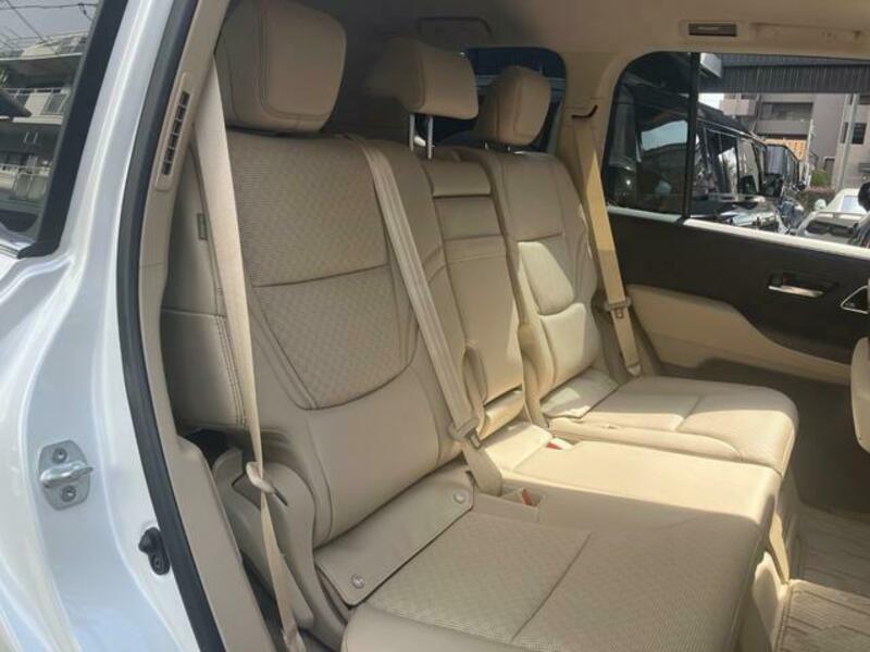 LAND CRUISER