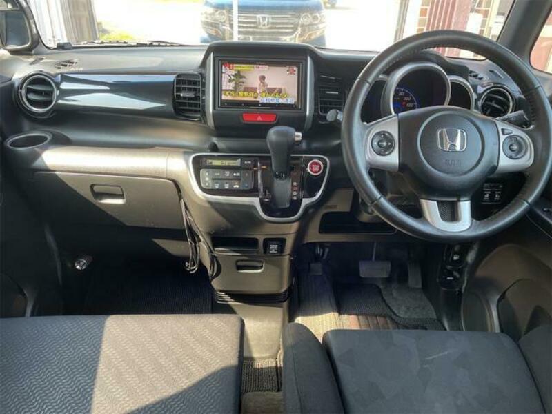 N BOX CUSTOM