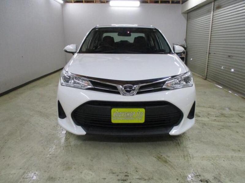 COROLLA AXIO