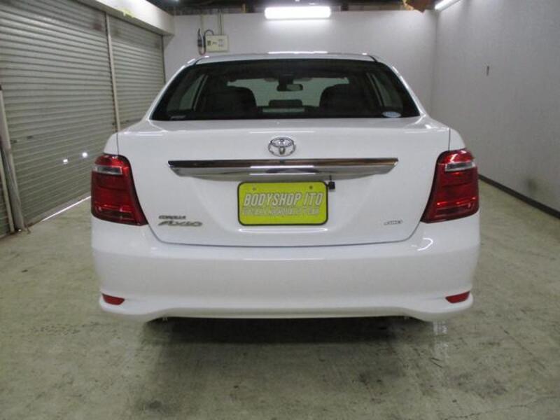 COROLLA AXIO
