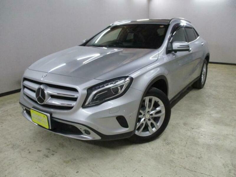 MERCEDES-BENZ GLA CLASS