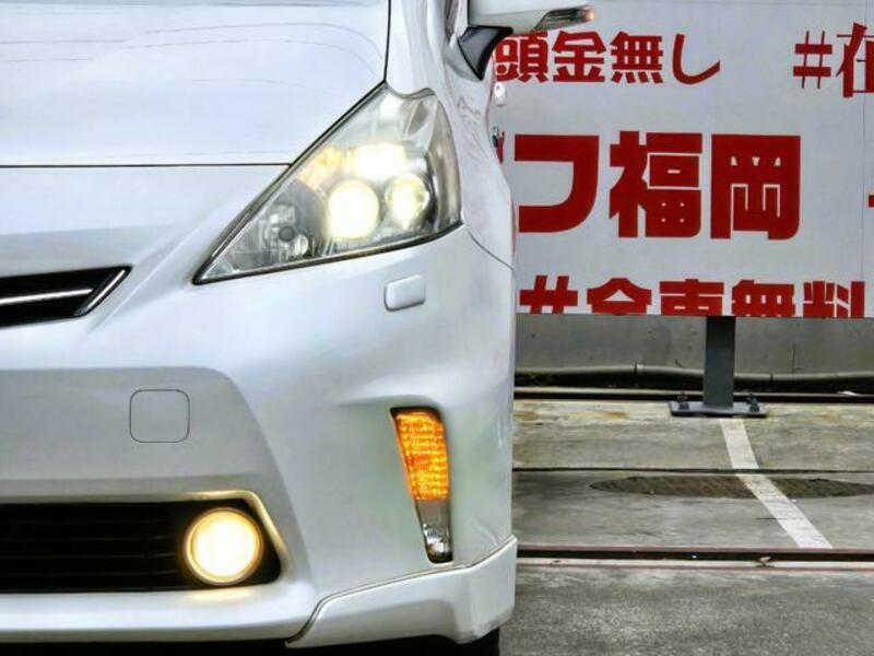PRIUS ALPHA