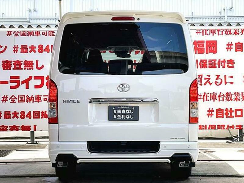 HIACE VAN