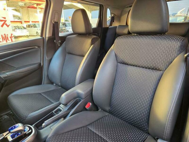 FIT HYBRID