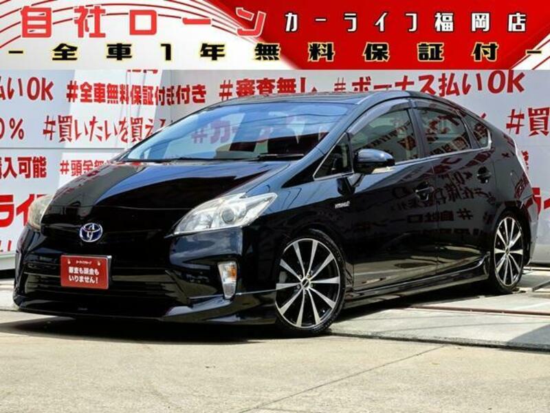 TOYOTA PRIUS