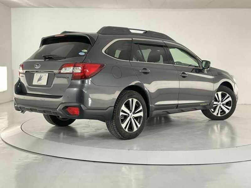 LEGACY OUTBACK