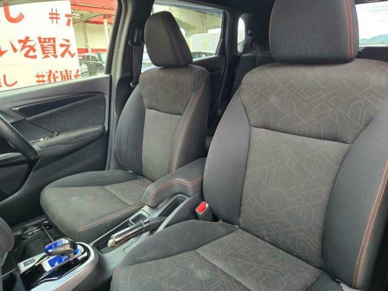 FIT HYBRID