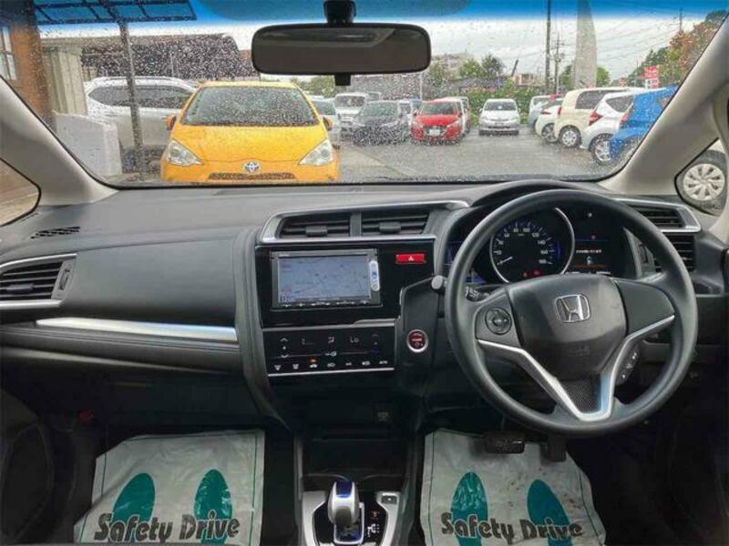 FIT HYBRID