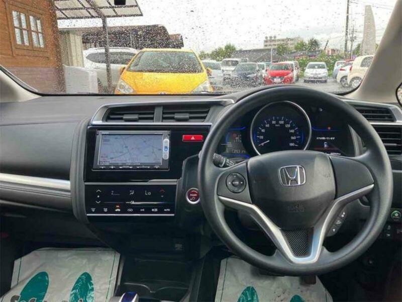 FIT HYBRID