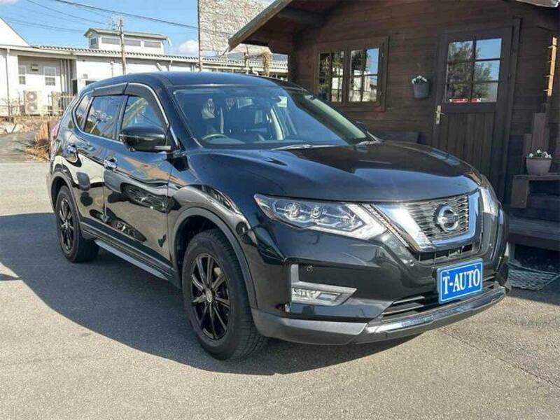 X-TRAIL