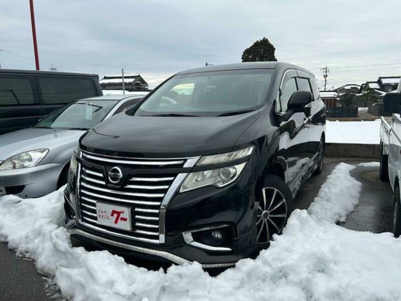 NISSAN ELGRAND
