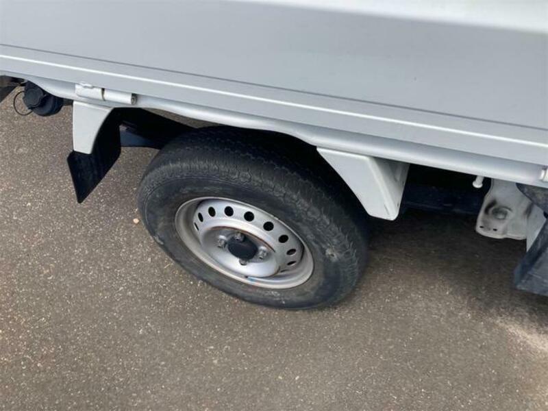 MINICAB TRUCK