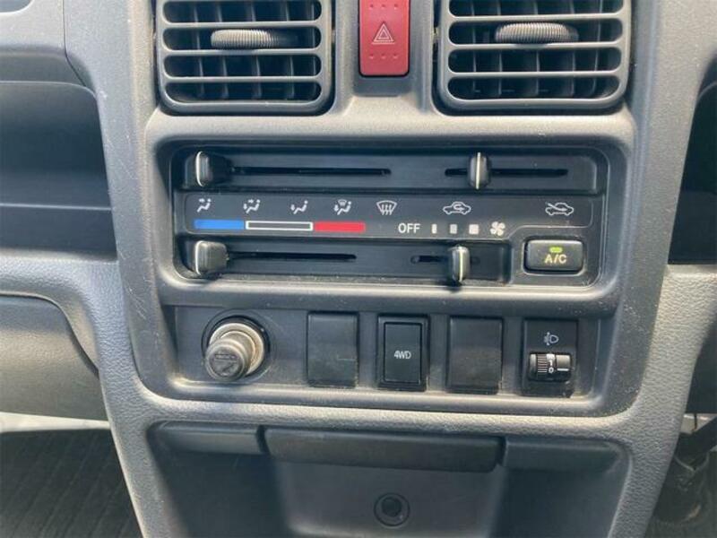 MINICAB TRUCK