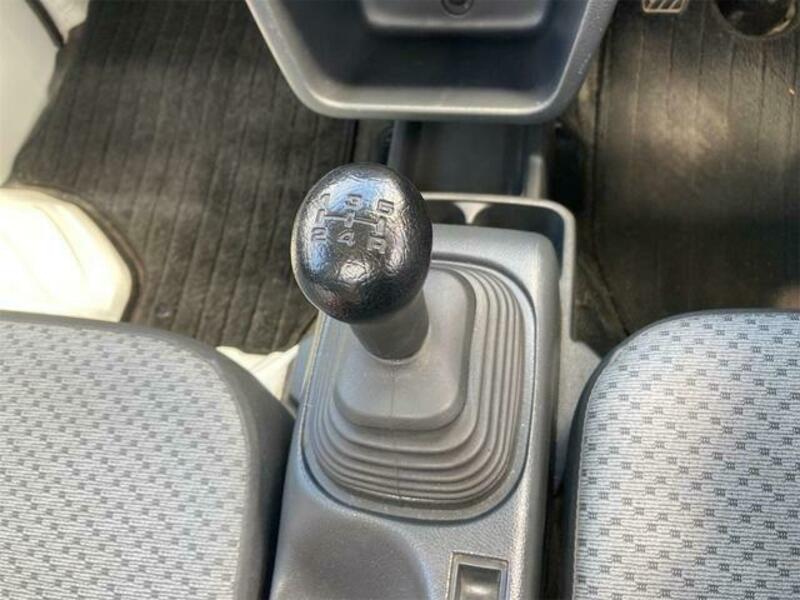 MINICAB TRUCK