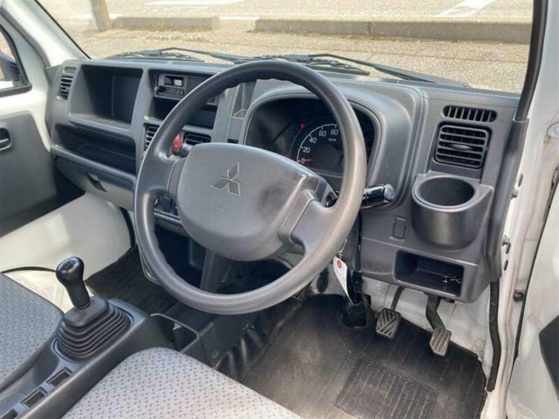 MINICAB TRUCK