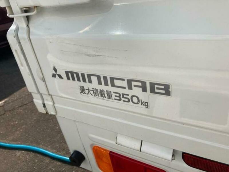 MINICAB TRUCK
