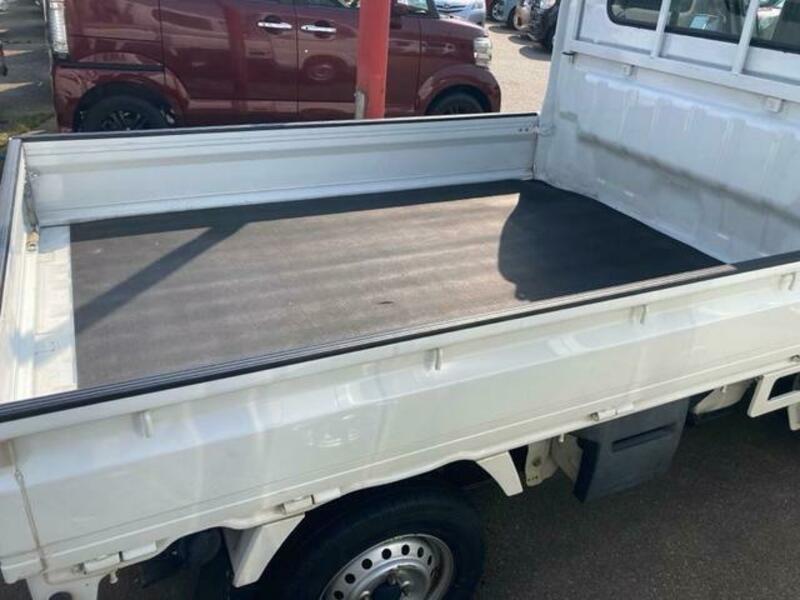 MINICAB TRUCK