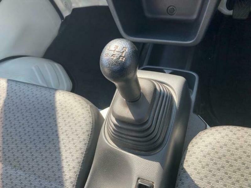 MINICAB TRUCK