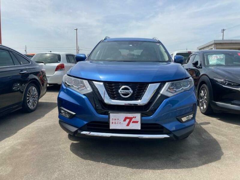 X-TRAIL