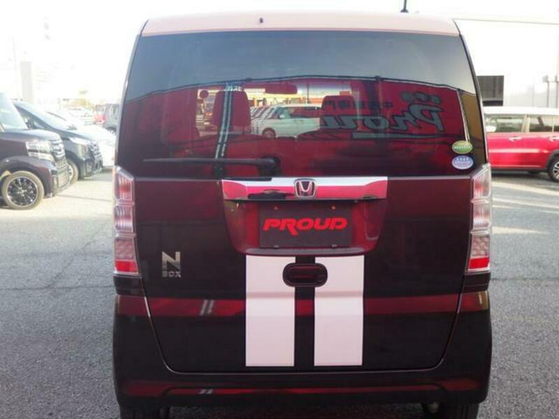 N BOX