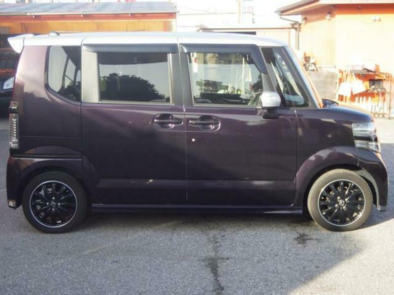 N BOX CUSTOM