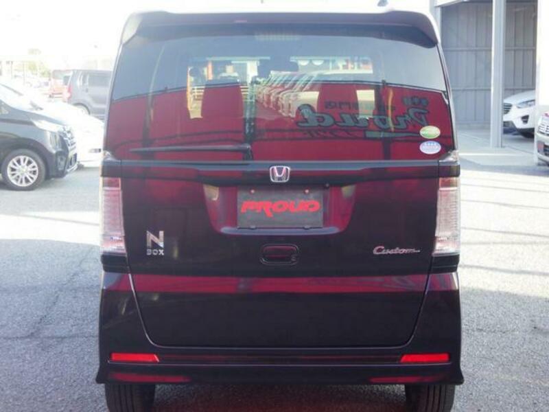 N BOX CUSTOM
