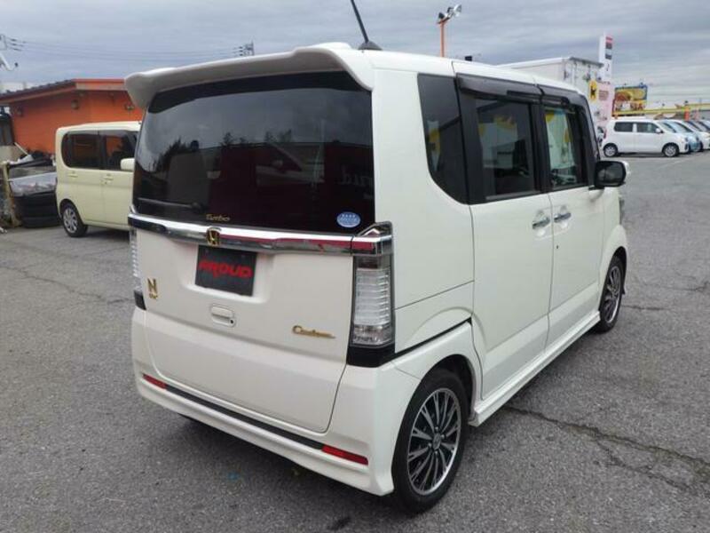 N BOX CUSTOM