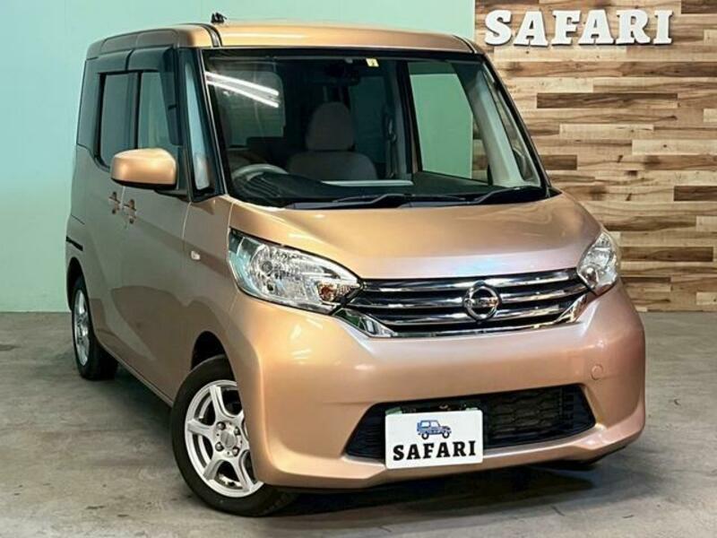 NISSAN DAYZ ROOX