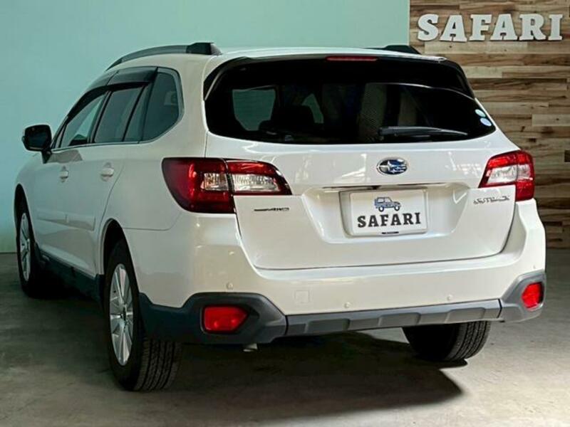 LEGACY OUTBACK
