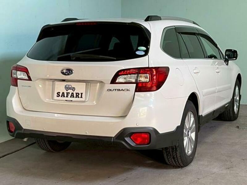 LEGACY OUTBACK