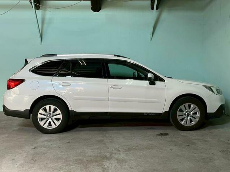 LEGACY OUTBACK